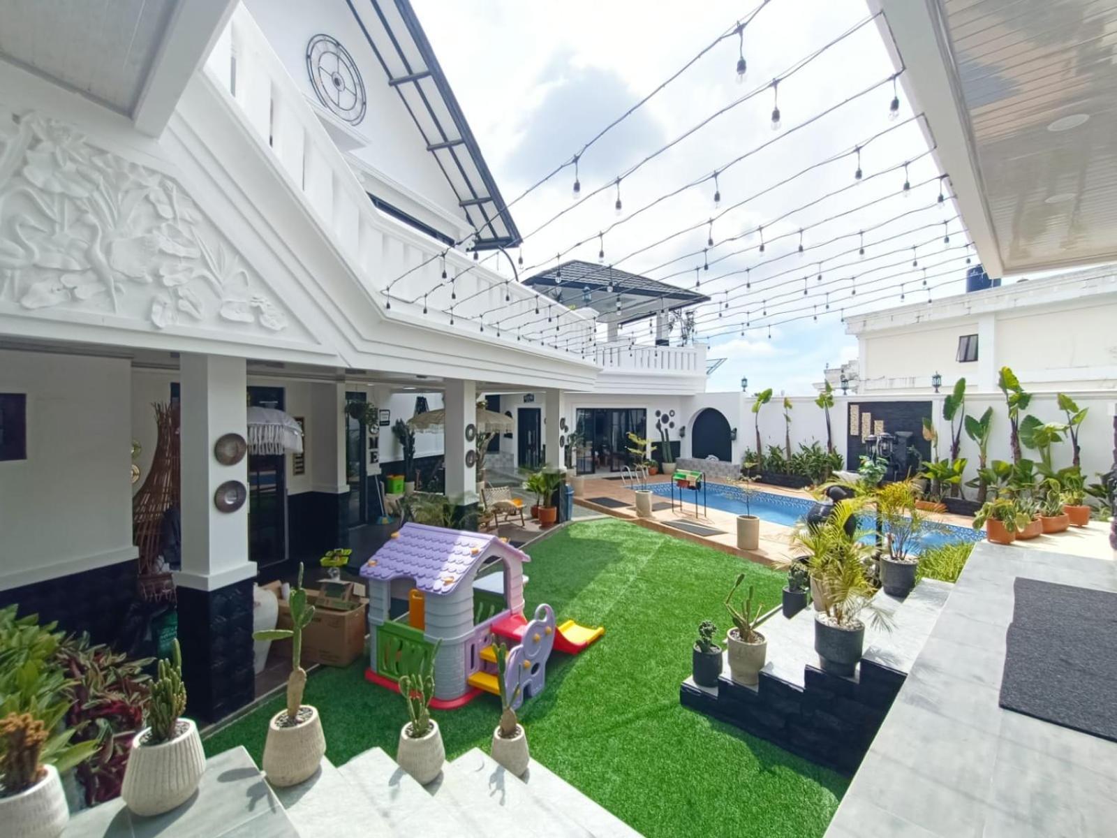 Villa Kota Bunga Malini 10 Cikundul 外观 照片