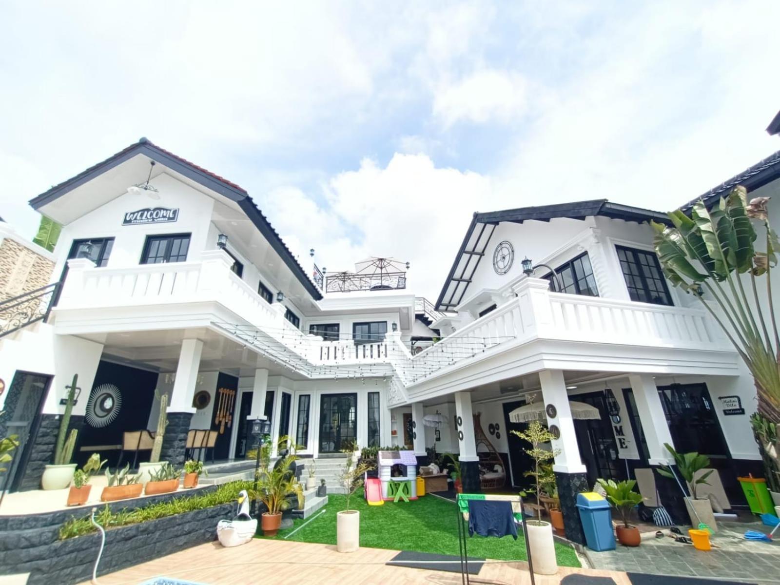 Villa Kota Bunga Malini 10 Cikundul 外观 照片