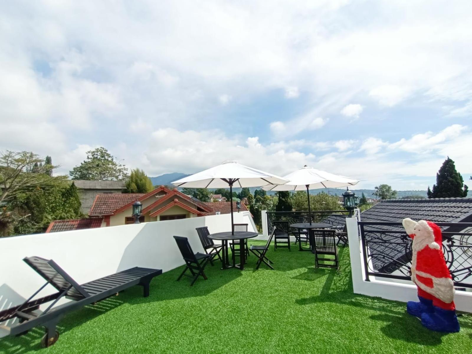 Villa Kota Bunga Malini 10 Cikundul 外观 照片